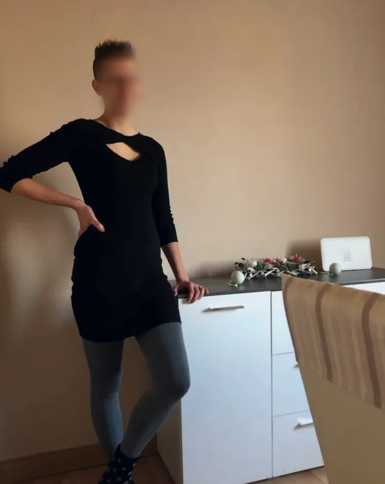 Amelie, 32