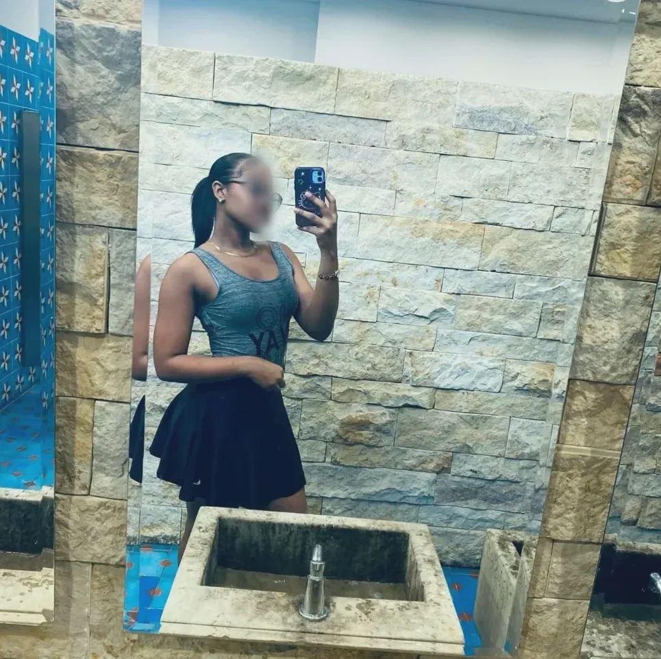 Juliane, 20