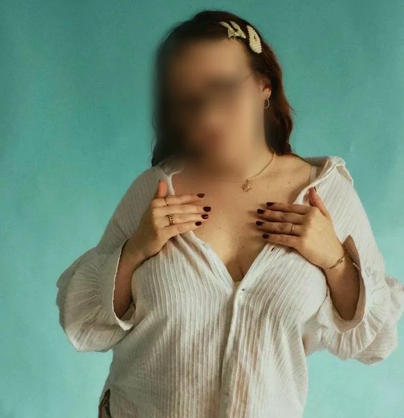 Sophia, 21
